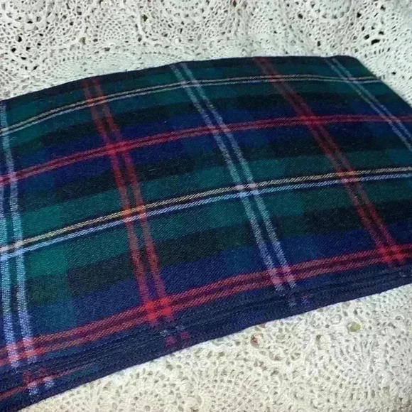 Vintage plaid wool scarf - Picture 4 of 4